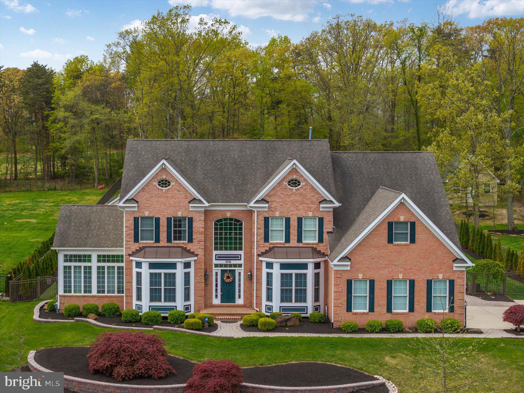 GREENSPRING AT COMPASS POINTE - Residential