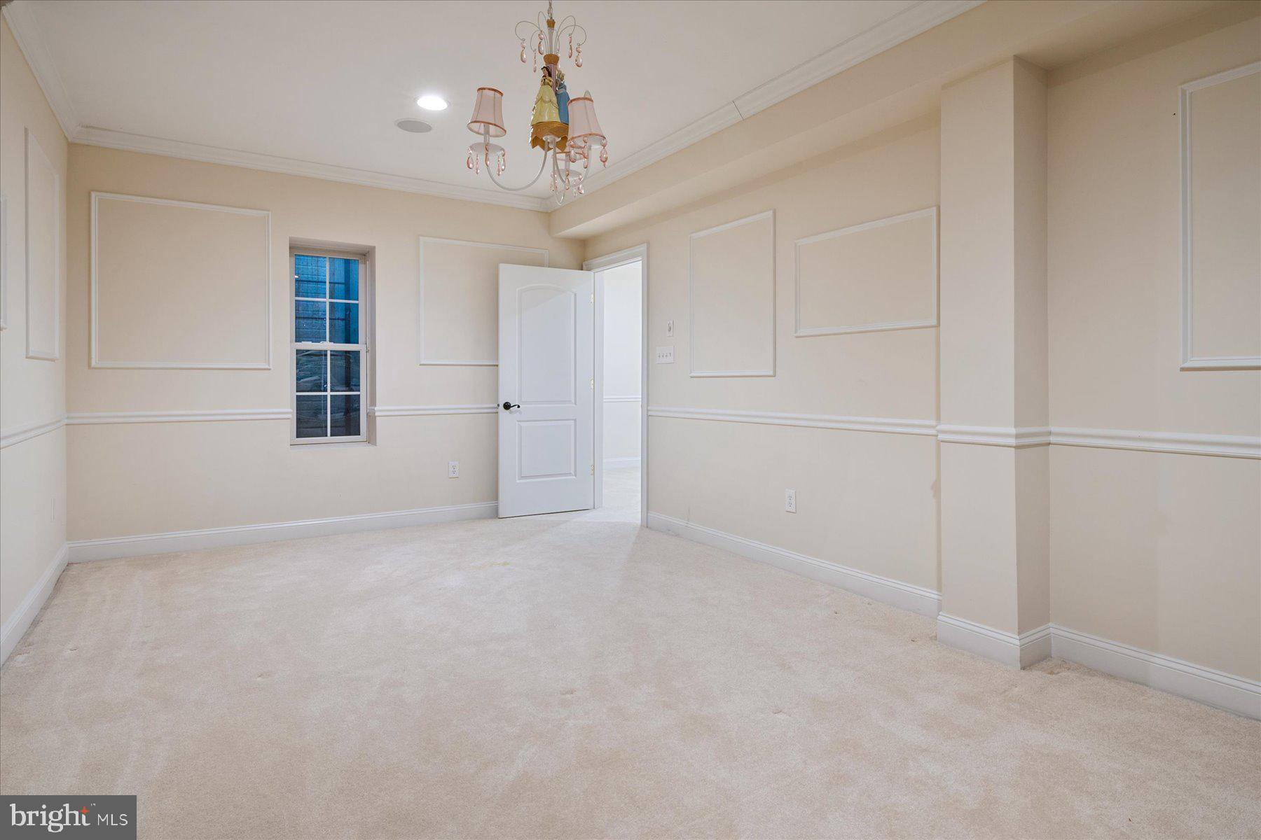 GREENSPRING AT COMPASS POINTE - Residential