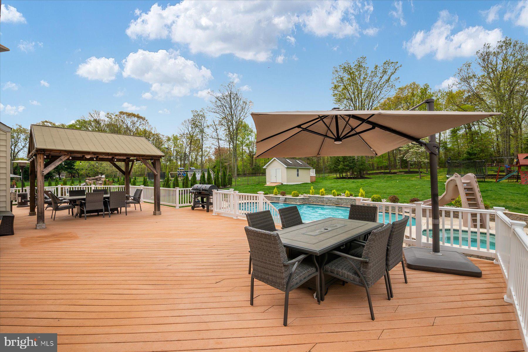 GREENSPRING AT COMPASS POINTE - Residential