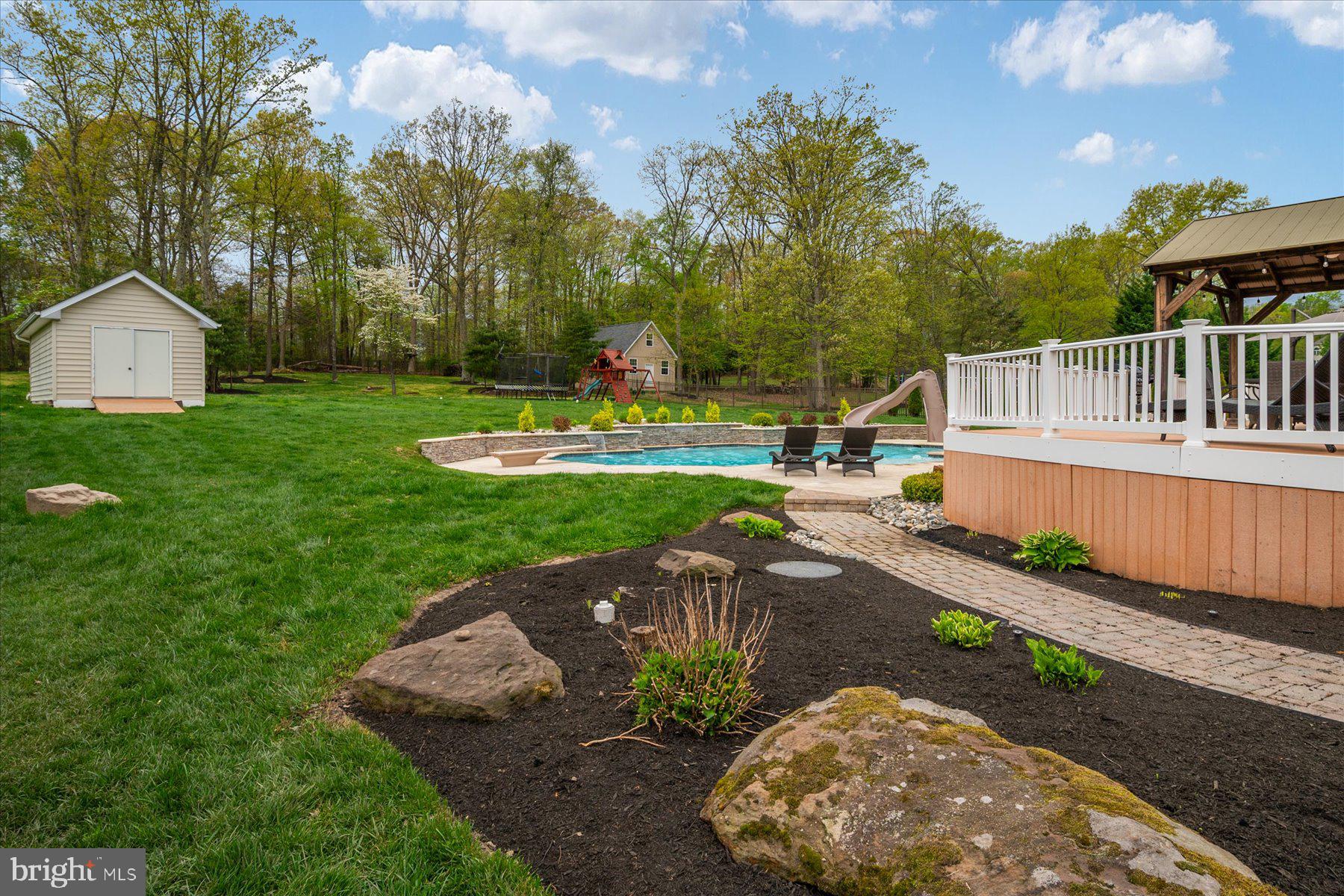 GREENSPRING AT COMPASS POINTE - Residential