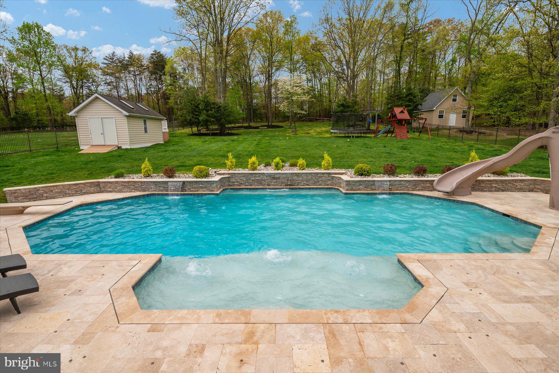 GREENSPRING AT COMPASS POINTE - Residential