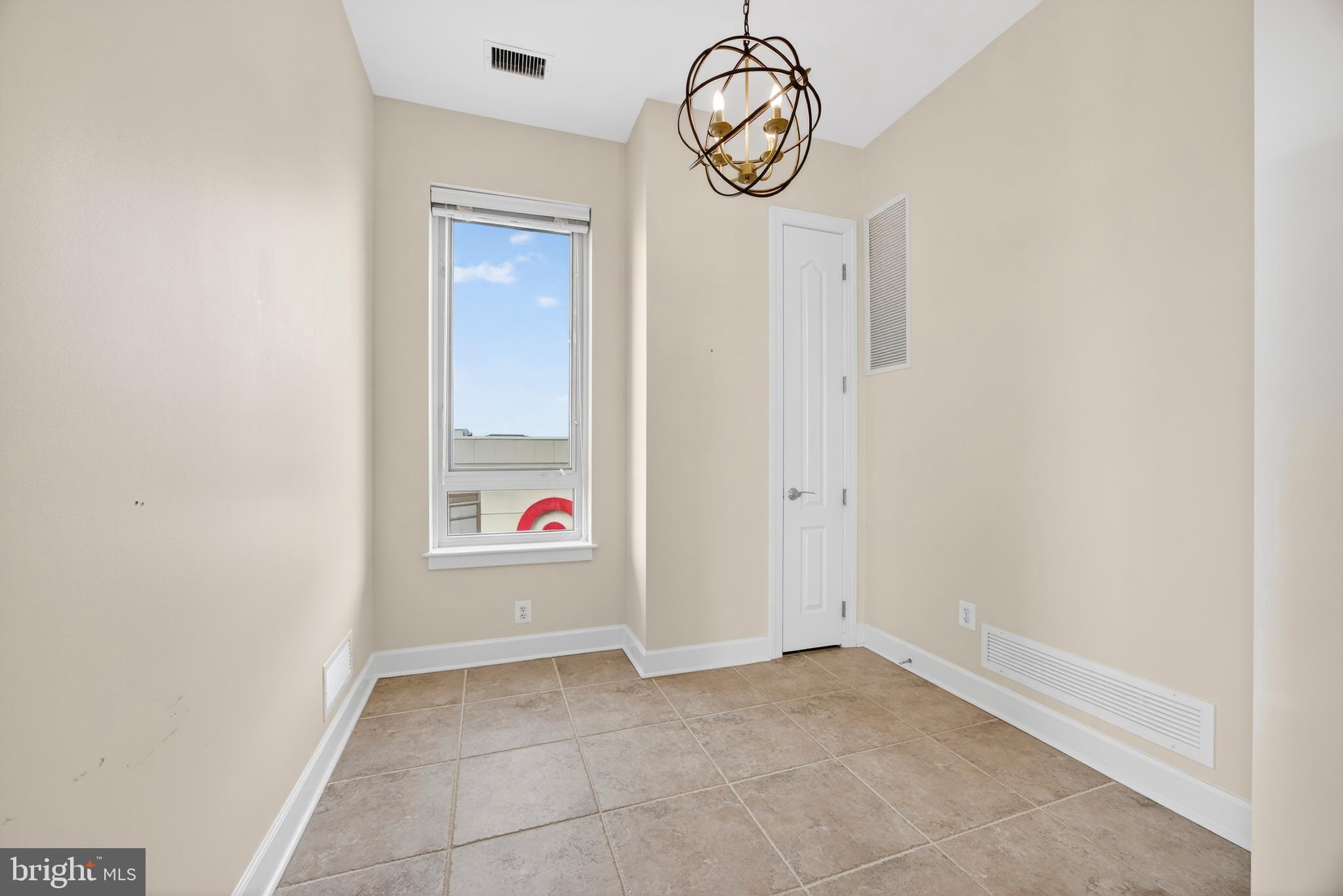 ANNAPOLIS TOWNE CENTRE - Residential