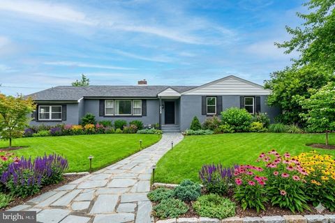 Homes For Sale - 3001 Church Road<br/> CHERRY HILL, NJ 08002