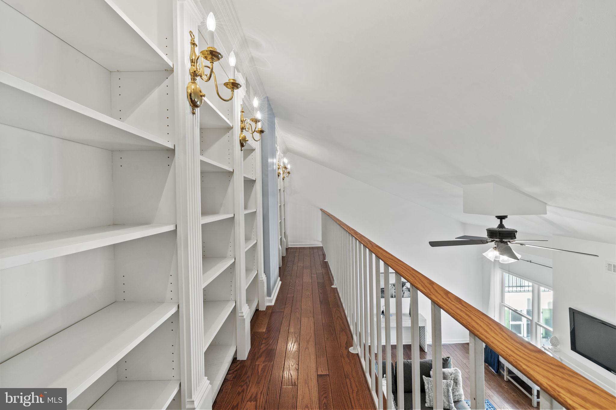 WASHINGTON SQ WEST - Residential