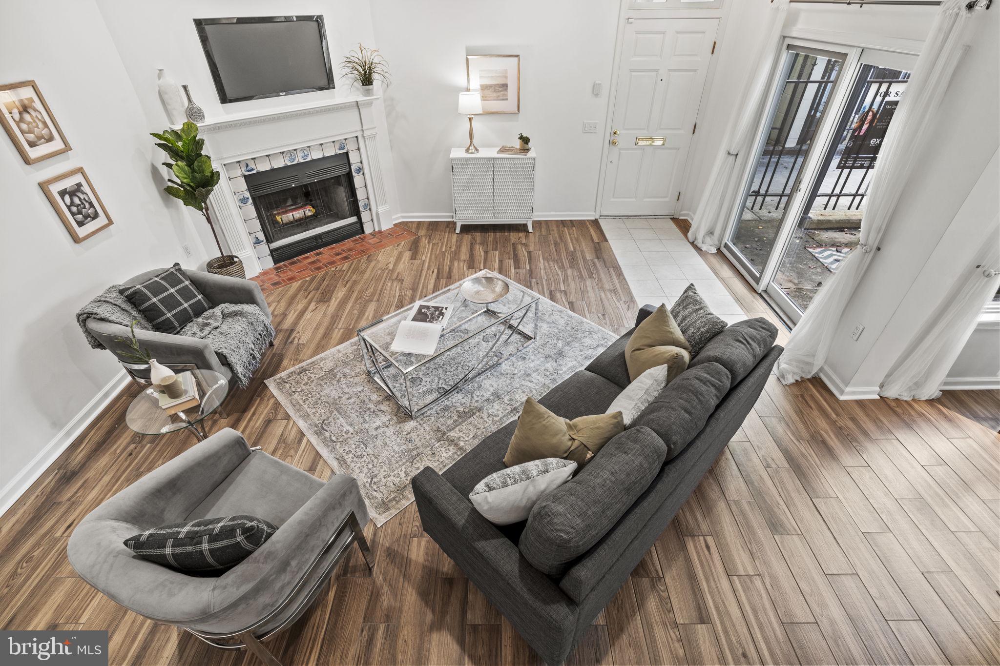 WASHINGTON SQ WEST - Residential