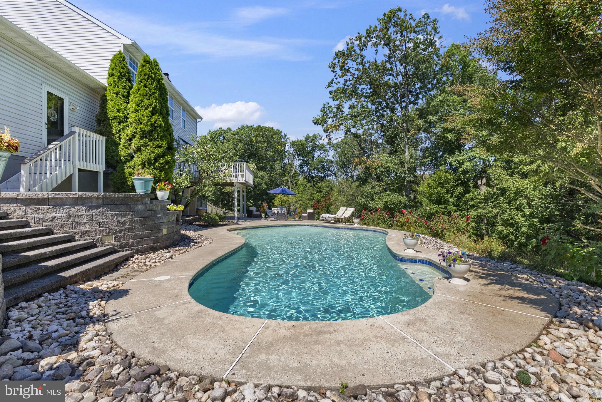 HEATHER VIEW - Residential