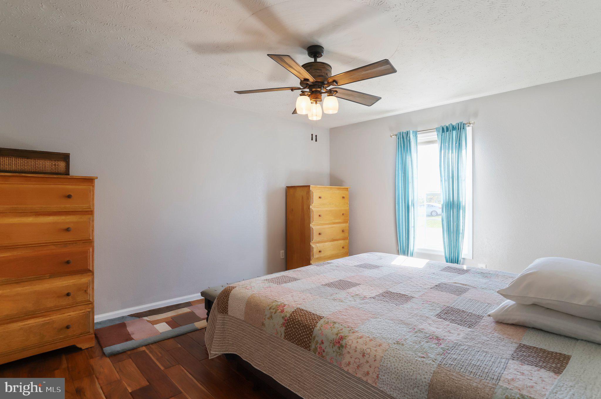 CRESTFIELD - Residential