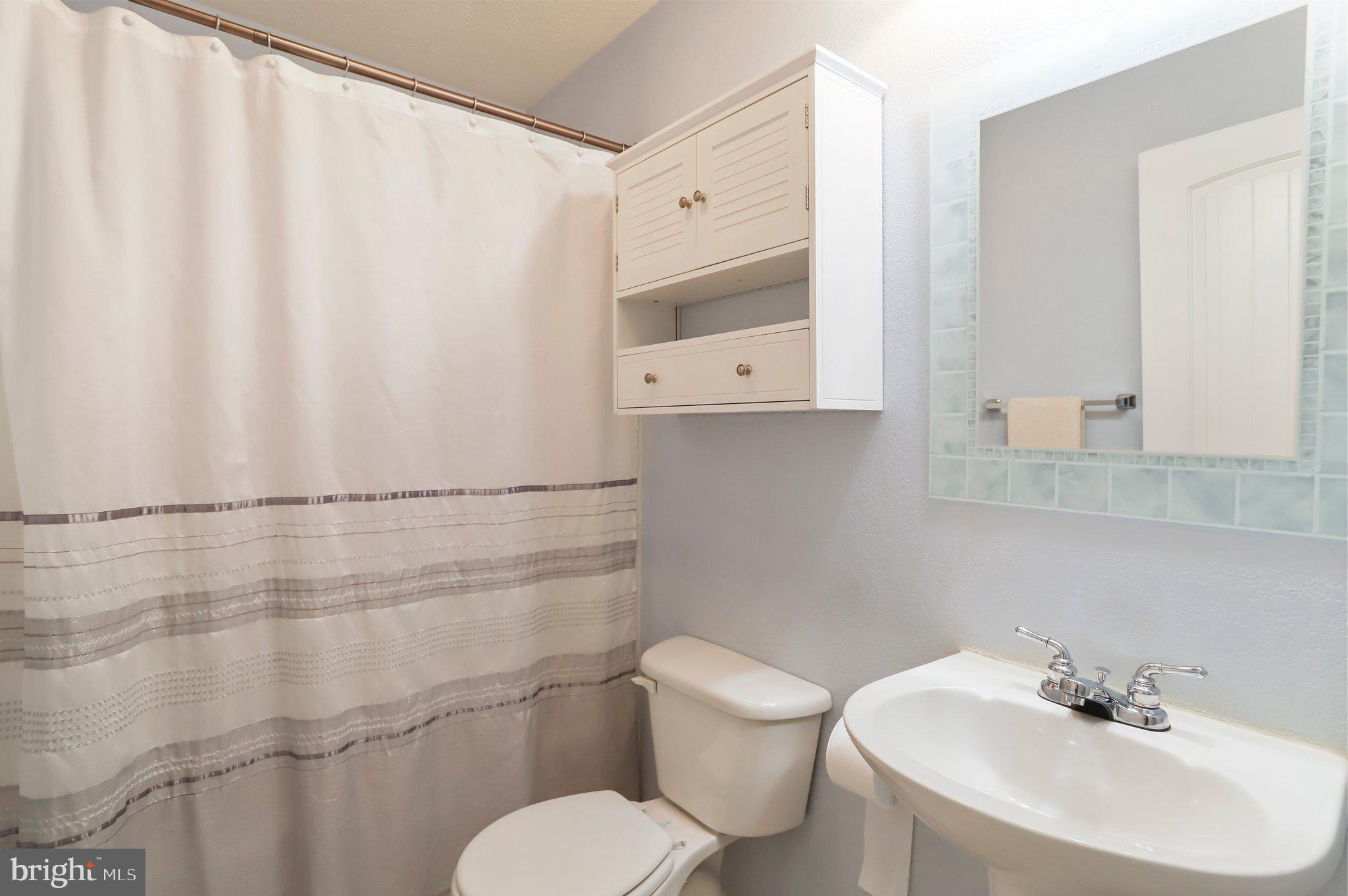 CRESTFIELD - Residential