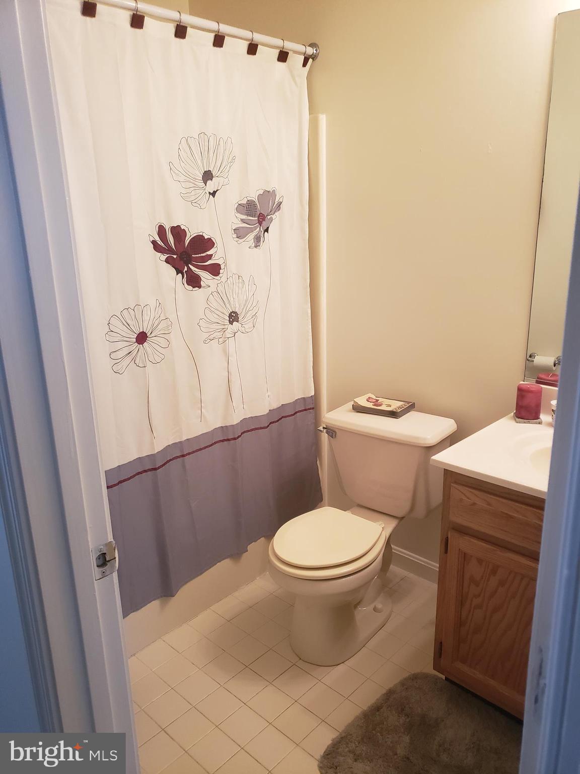 OXFORD LANDING - Residential