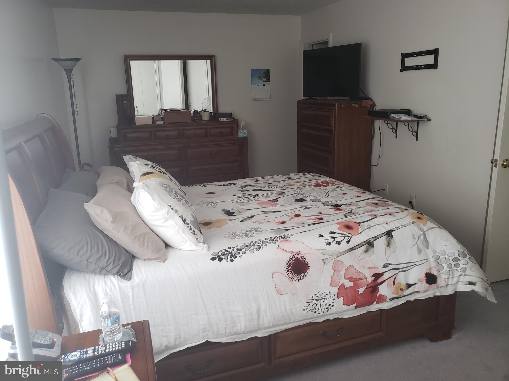 OXFORD LANDING - Residential