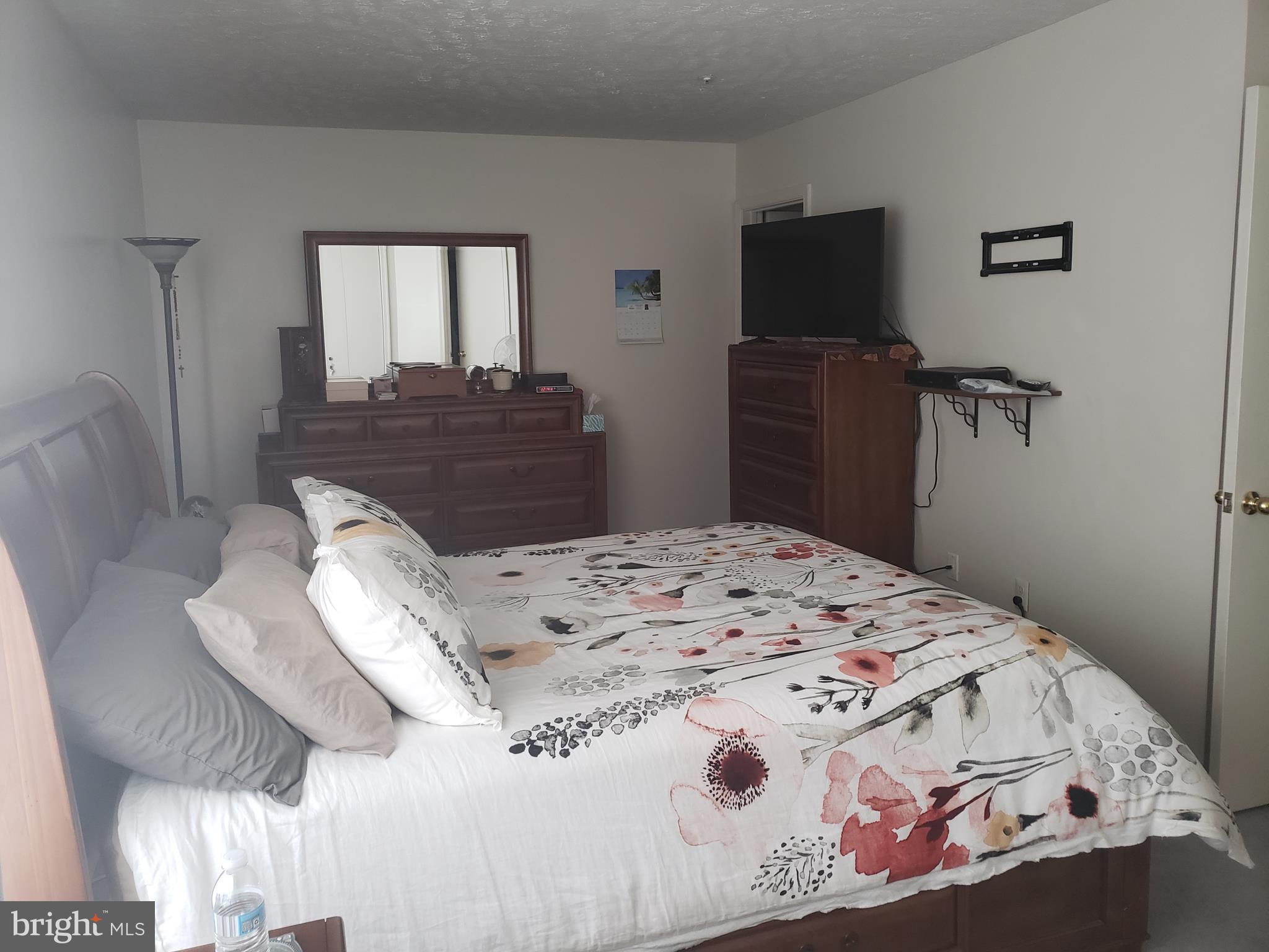 OXFORD LANDING - Residential