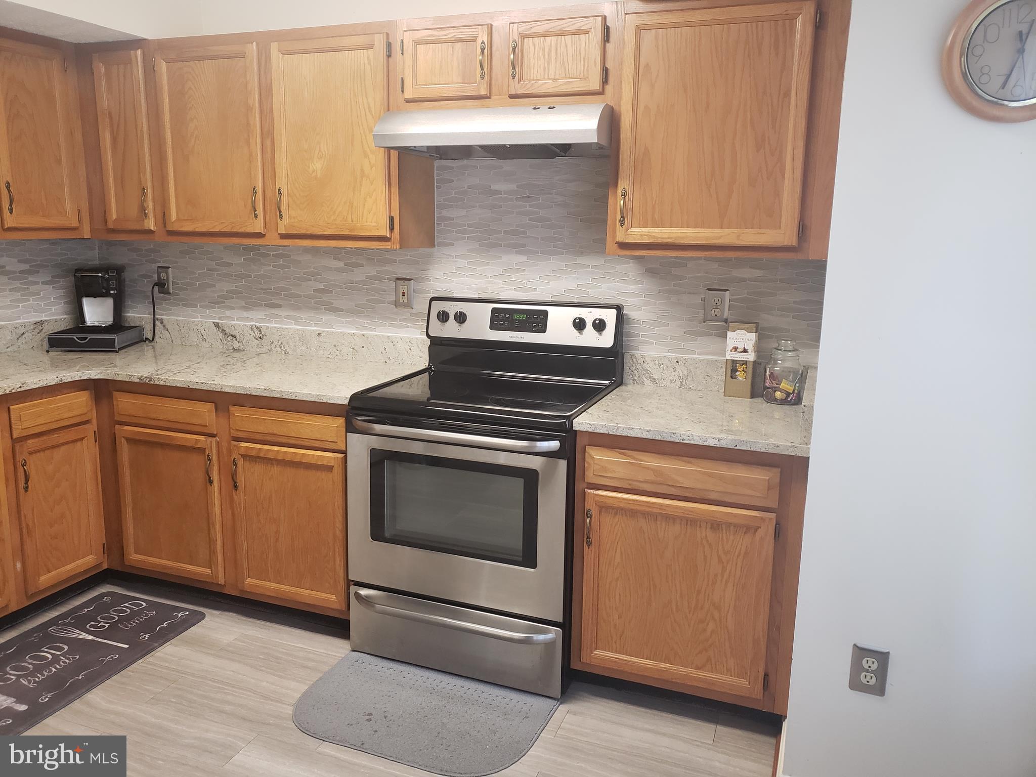 OXFORD LANDING - Residential