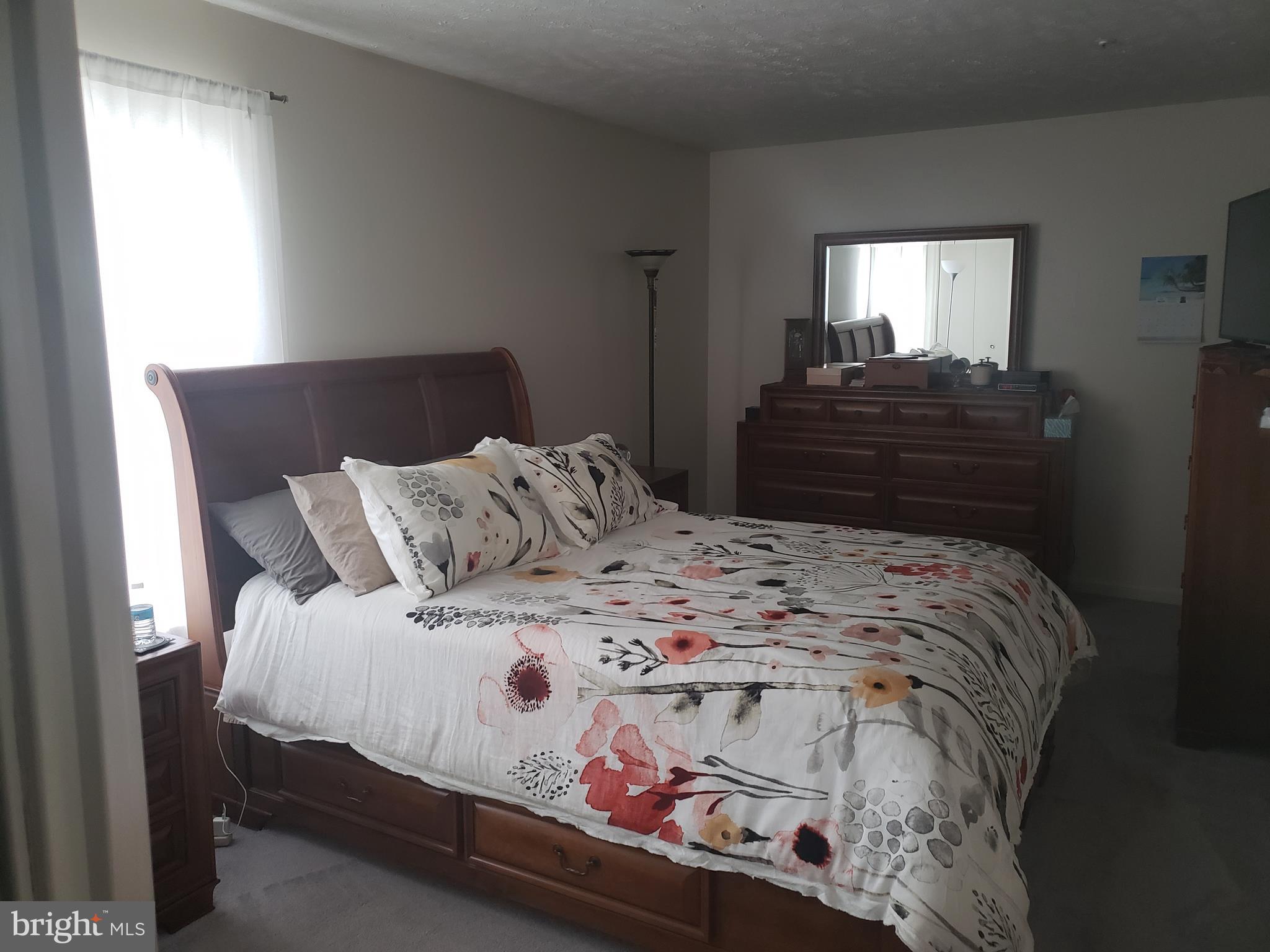 OXFORD LANDING - Residential