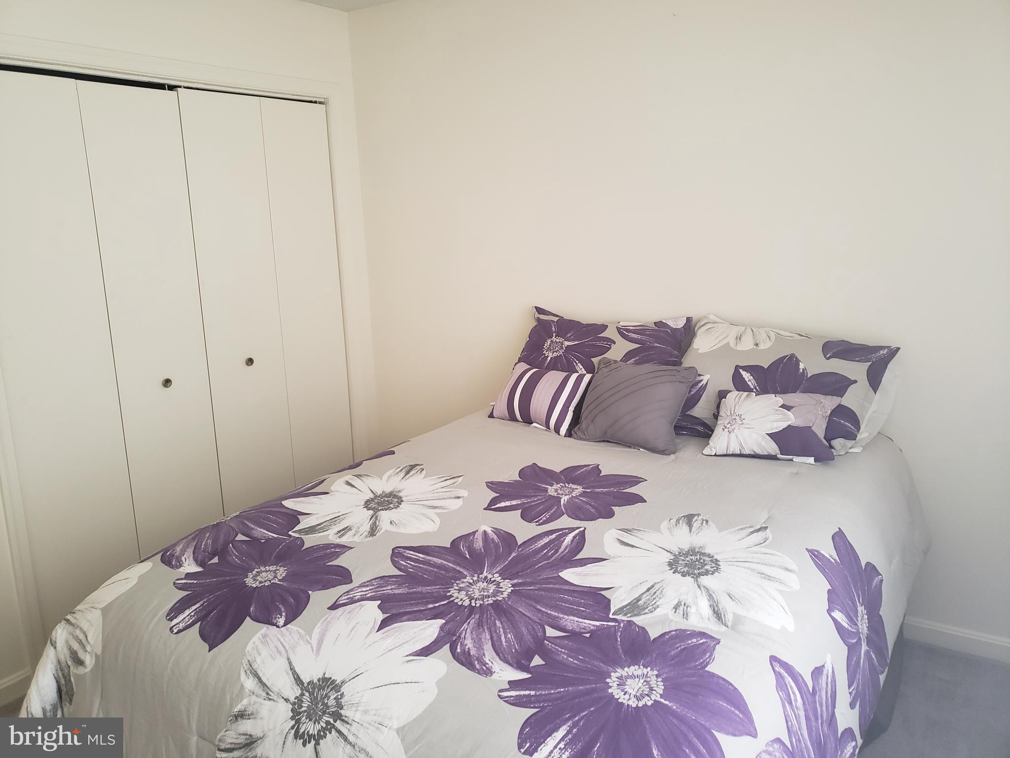 OXFORD LANDING - Residential