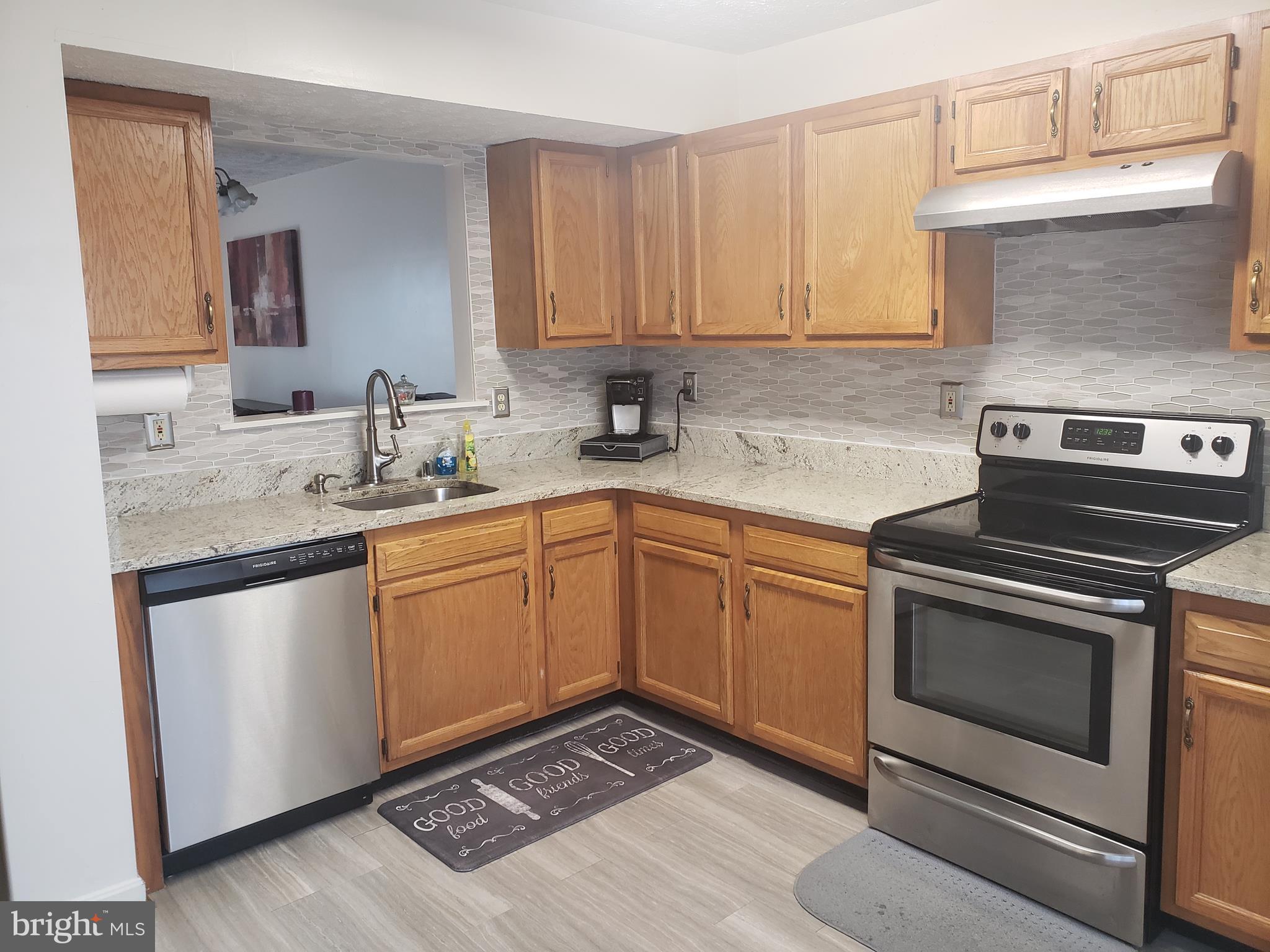 OXFORD LANDING - Residential