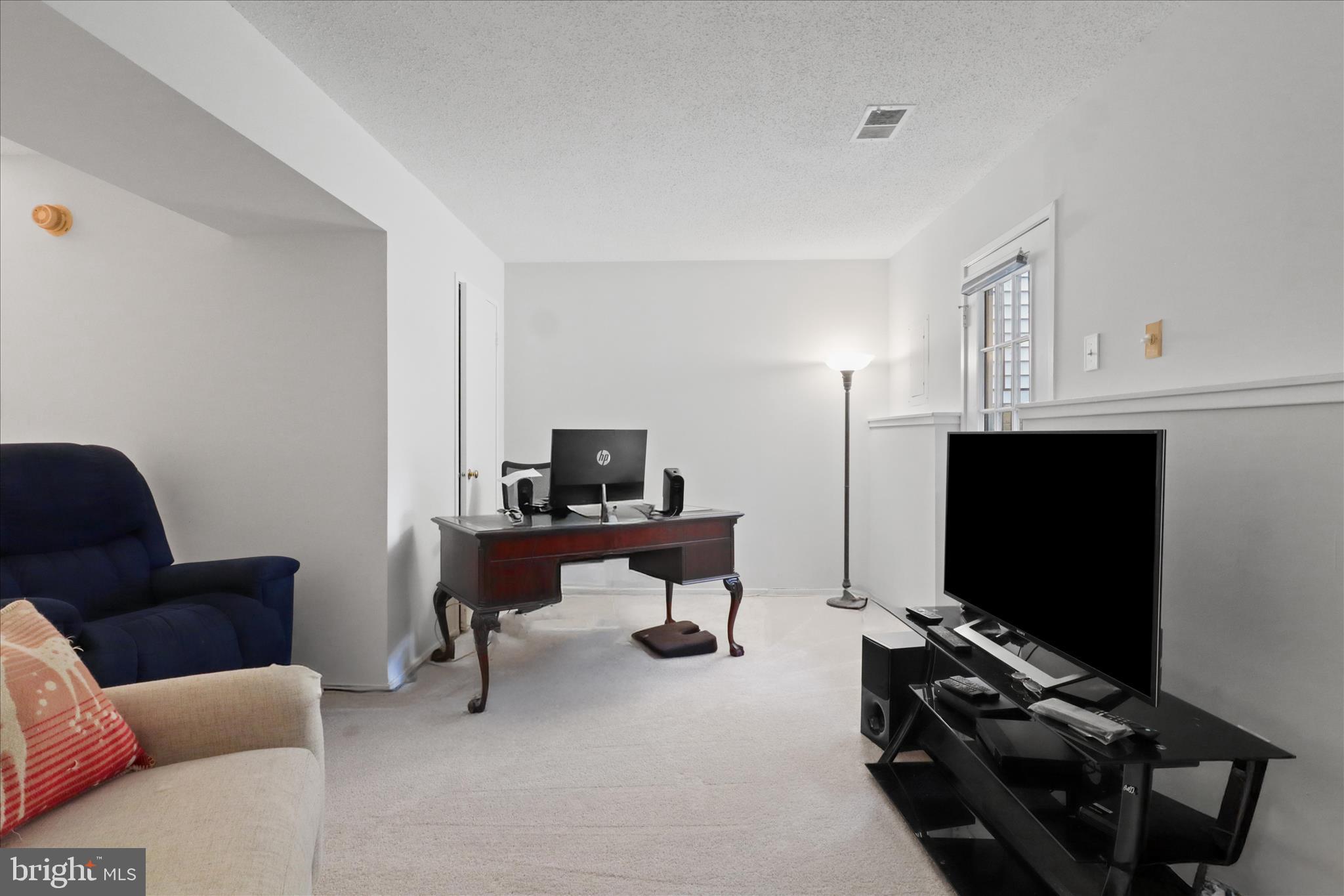 WASHINGTON SQUARE - Residential