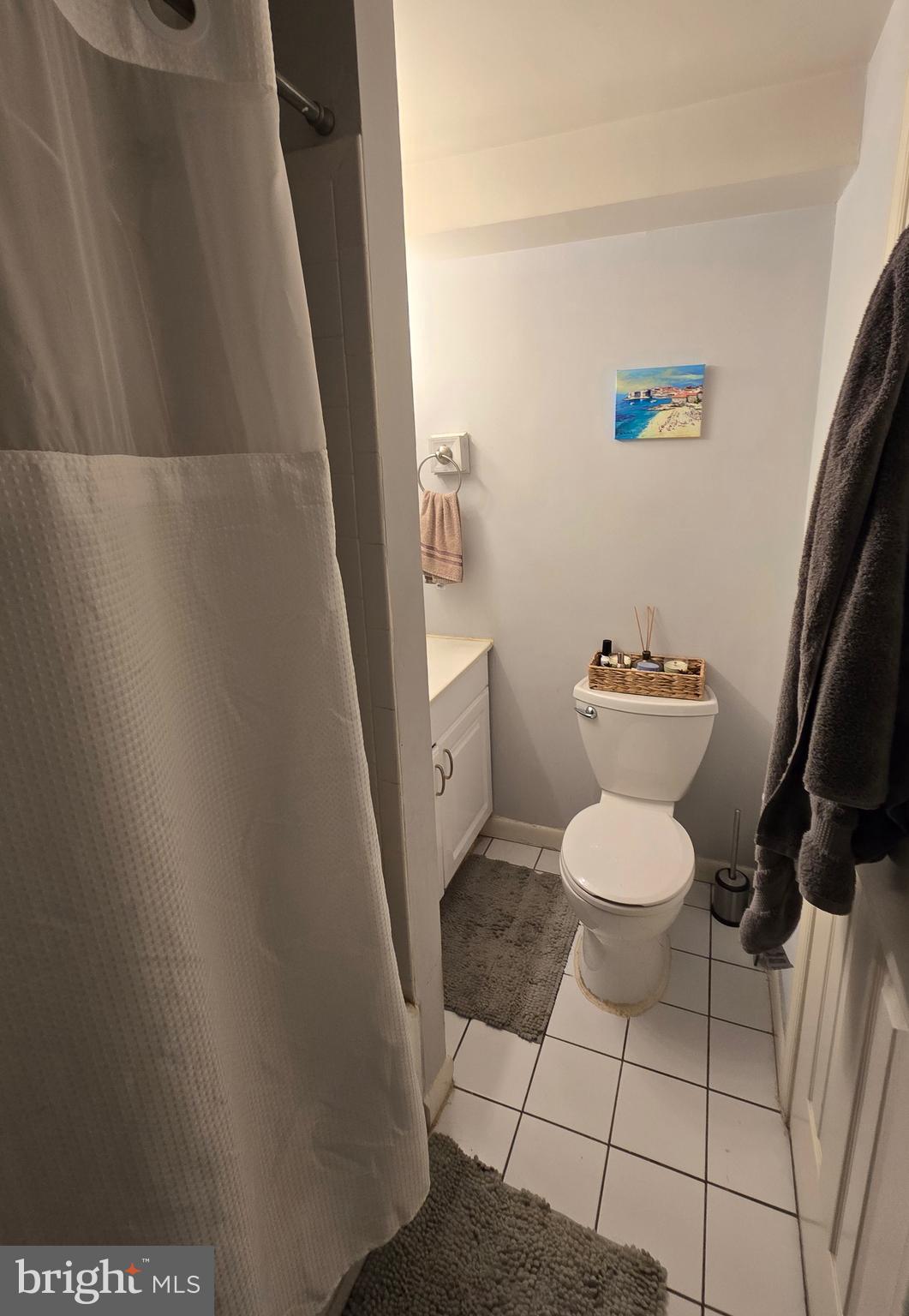 CAPITOL HILL - Residential Lease