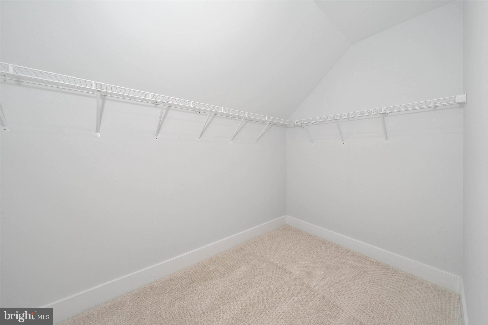 GLEN RIDDLE - Residential