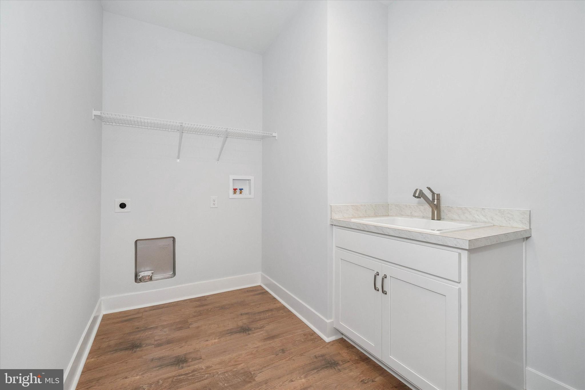 GLEN RIDDLE - Residential