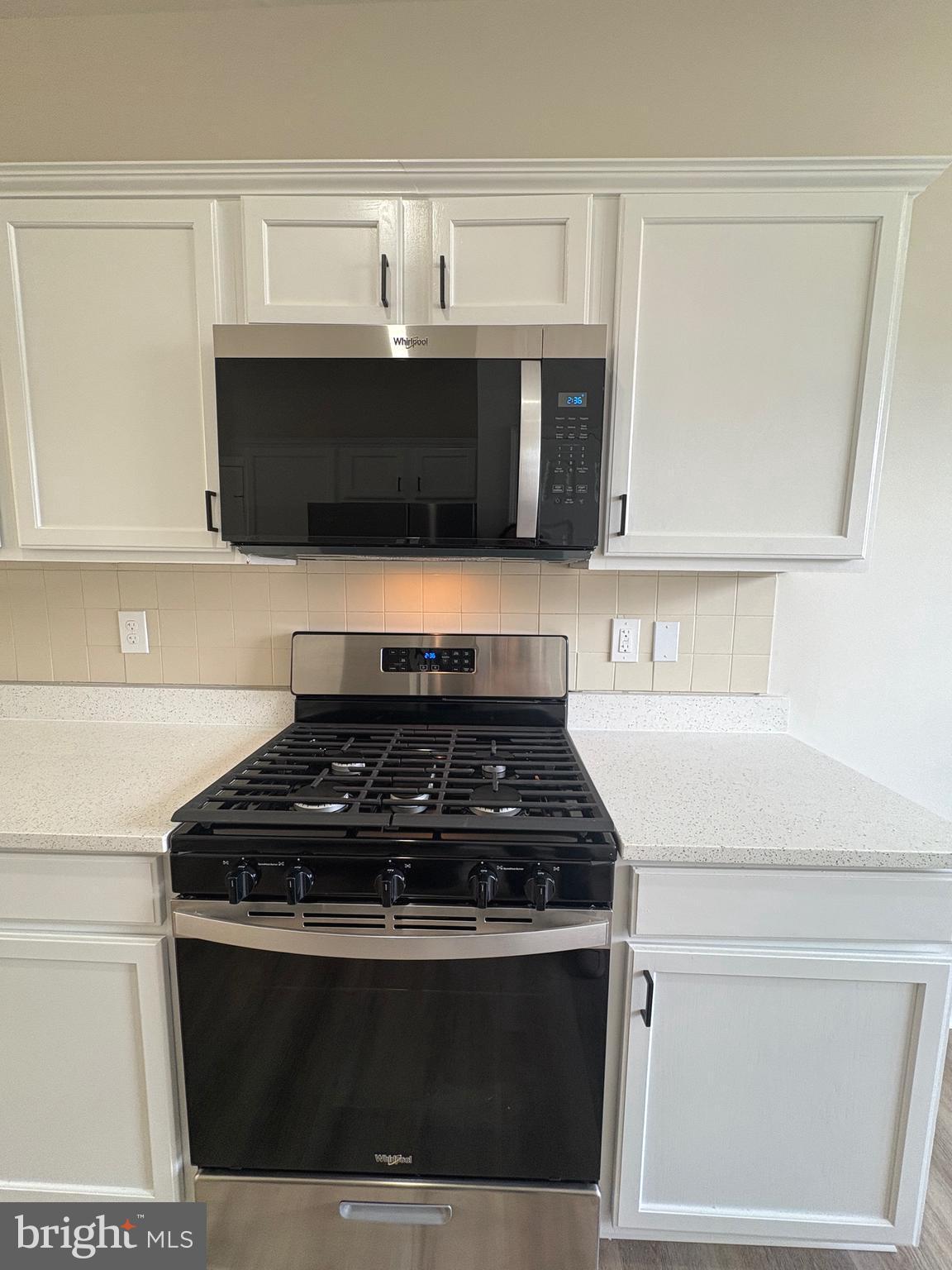 CAMERON GROVE - Residential