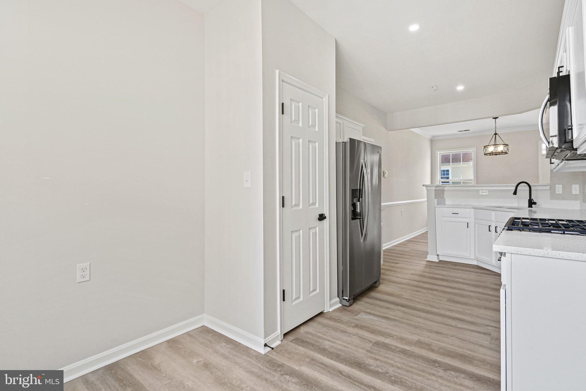 CAMERON GROVE - Residential