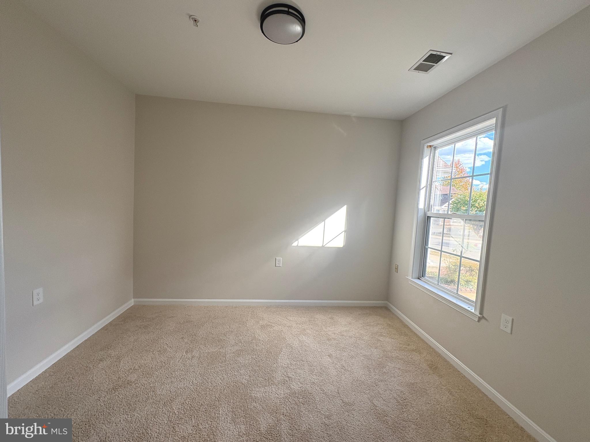 CAMERON GROVE - Residential