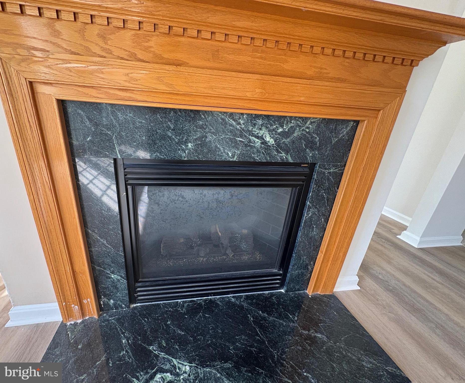 CAMERON GROVE - Residential