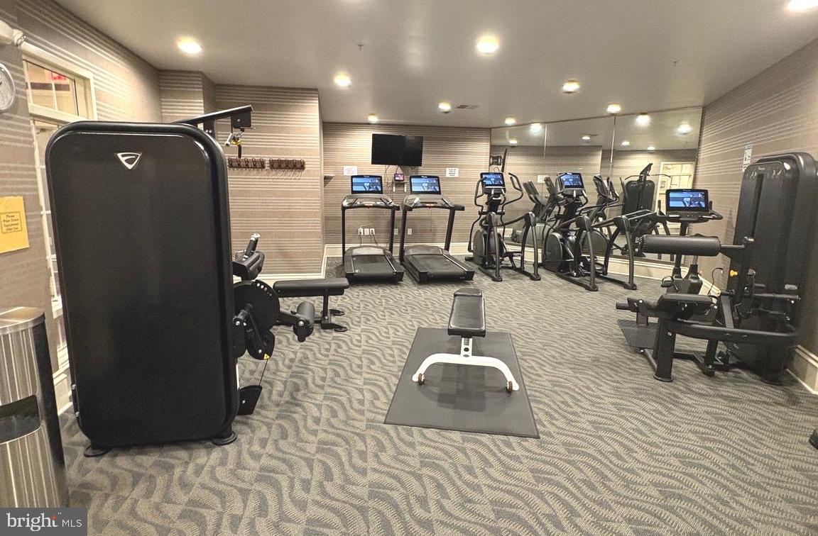 CAMERON GROVE - Residential