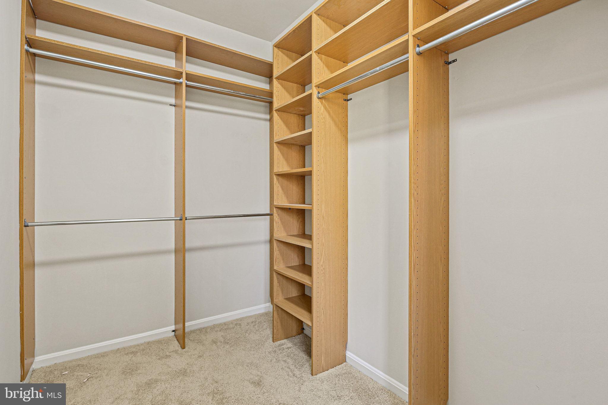 CAMERON GROVE - Residential