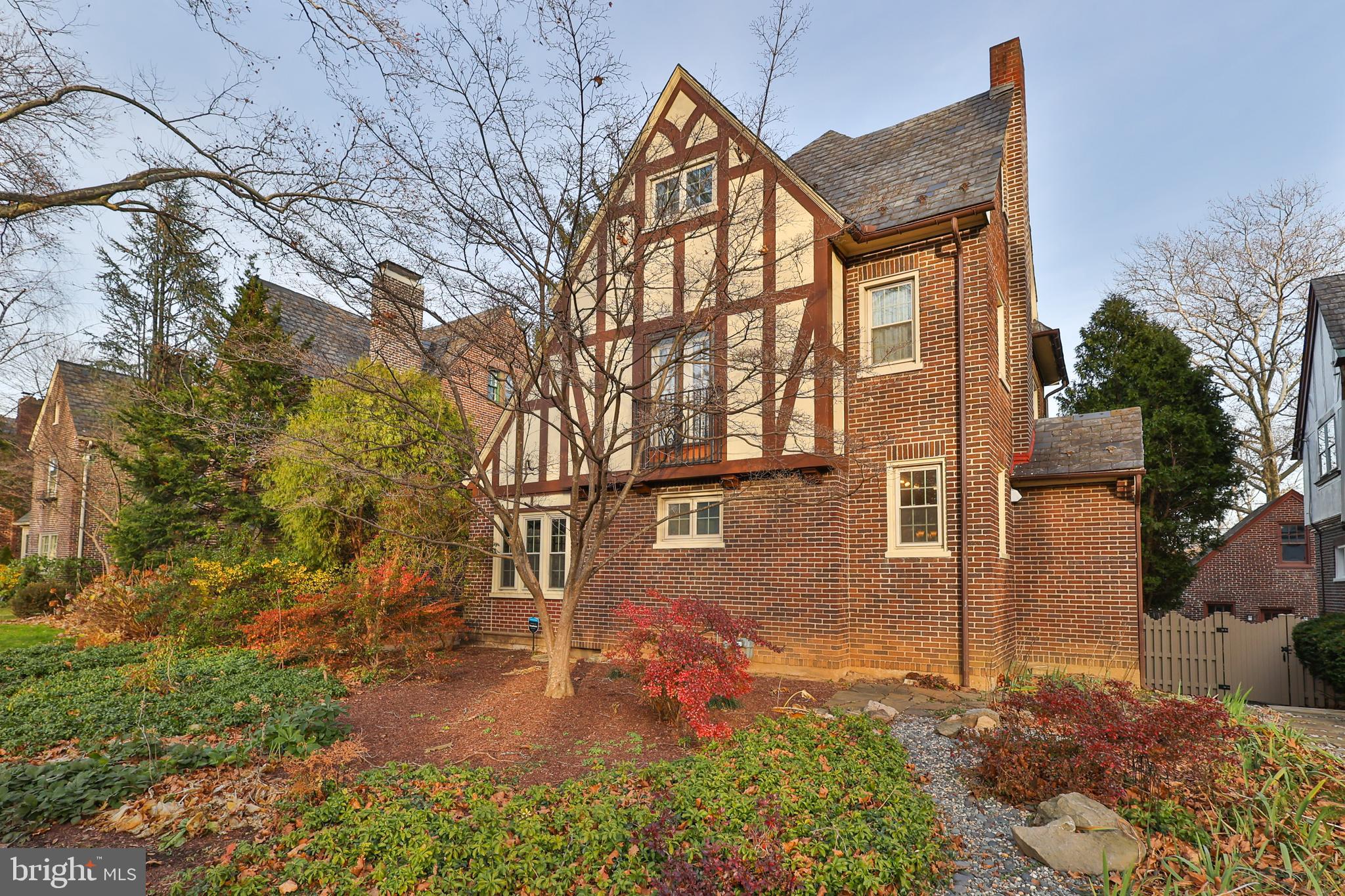 1808 SYCAMORE STREET