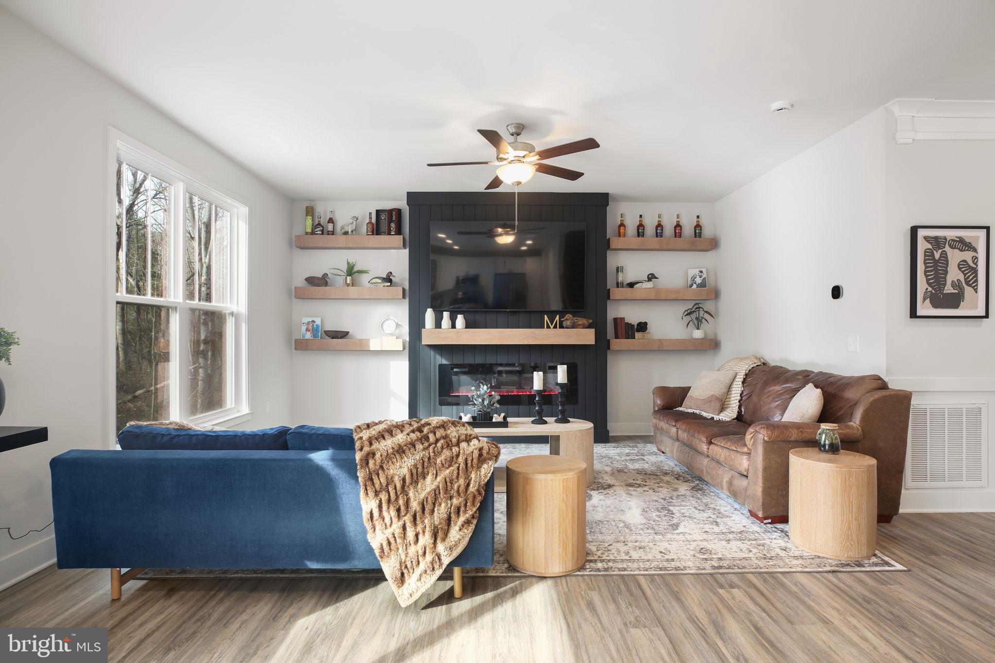 LAKE OF THE WOODS - Residential