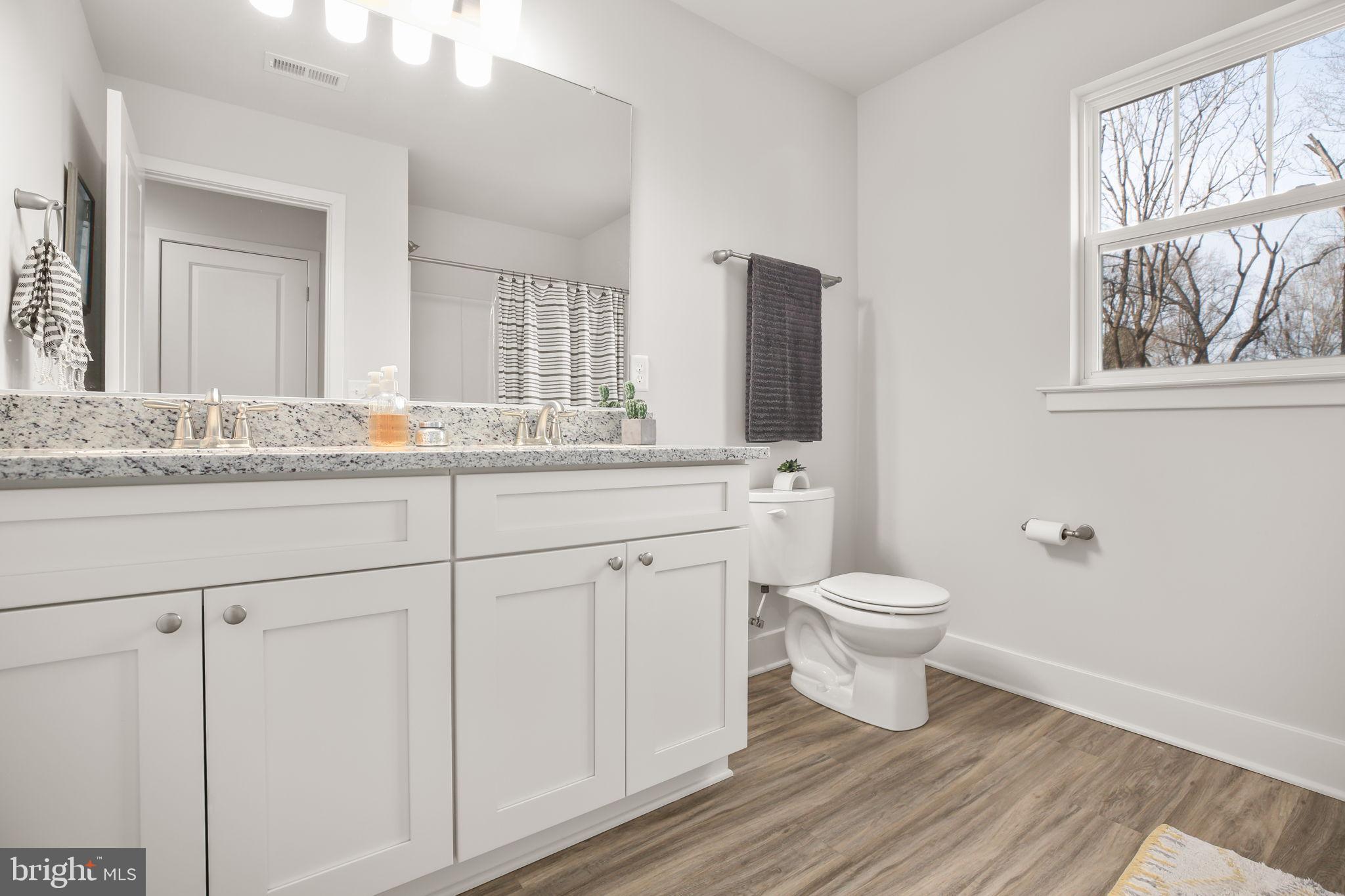 LAKE OF THE WOODS - Residential