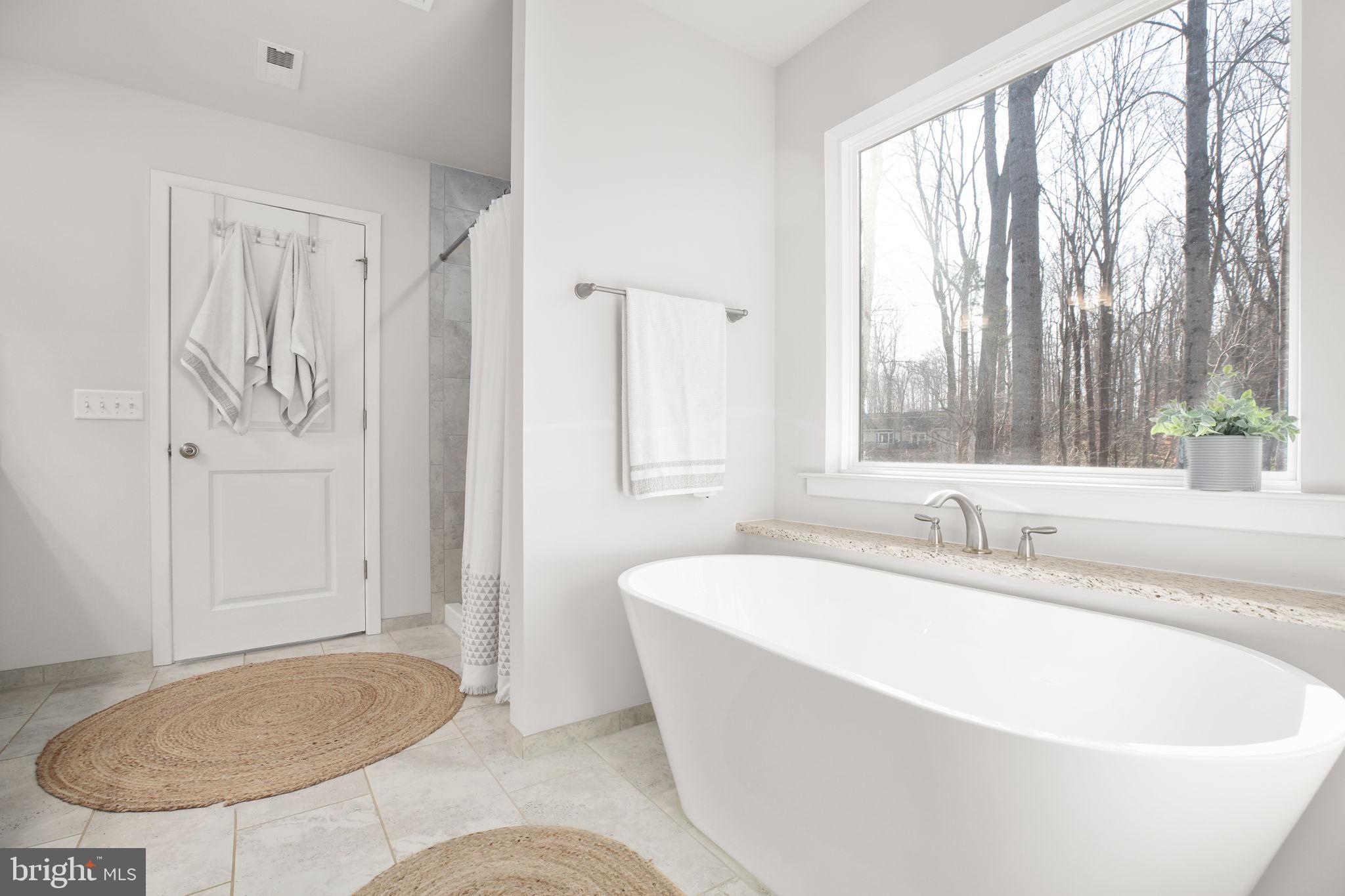 LAKE OF THE WOODS - Residential