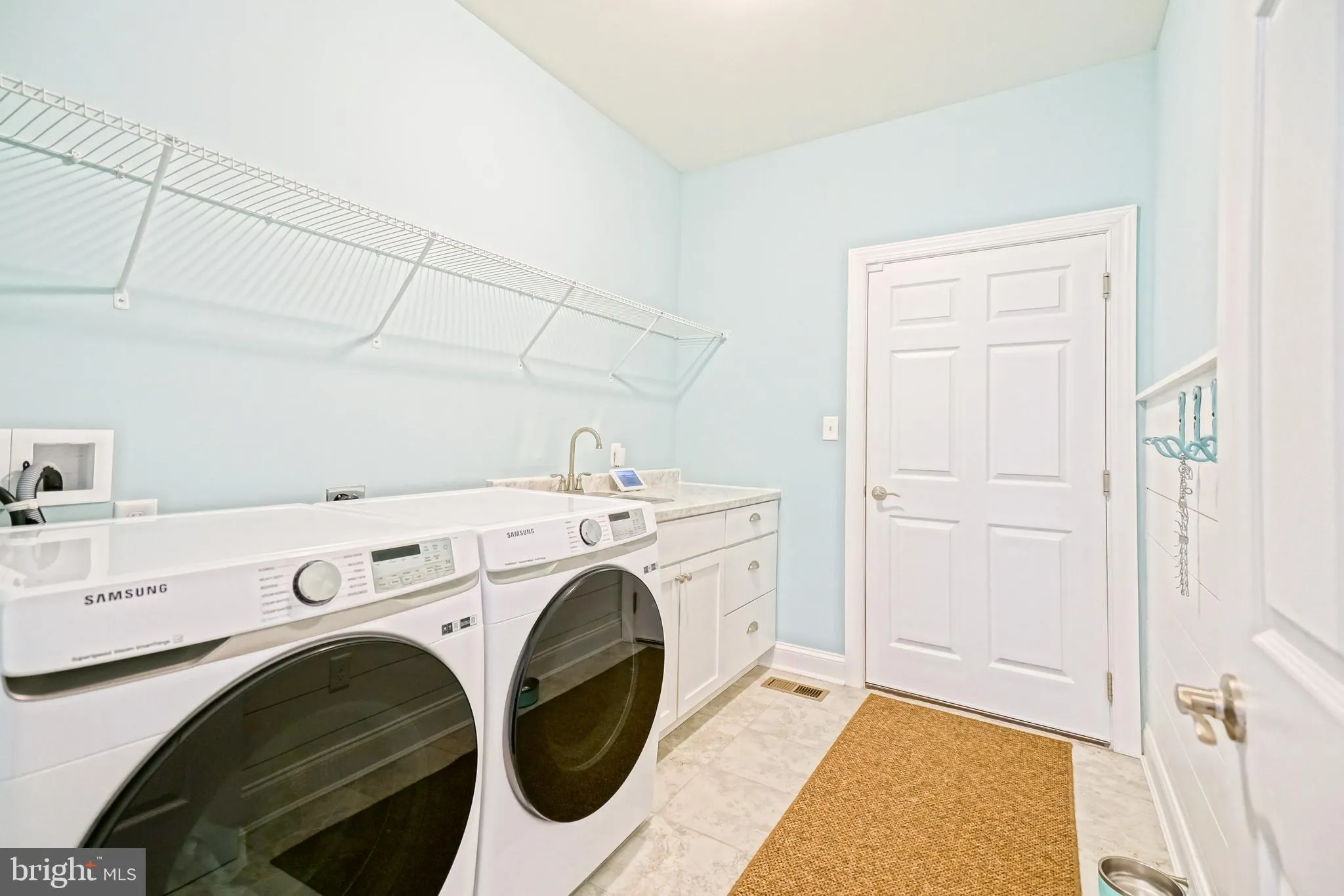 Lewes, Delaware 19958, United States, 4 Bedrooms Bedrooms, ,3 BathroomsBathrooms,Residential,Contingent,128975