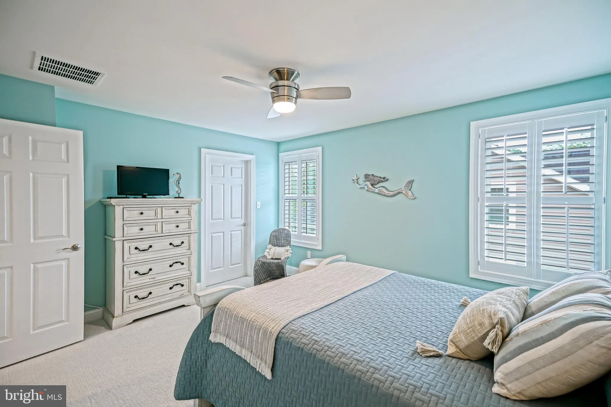 Lewes, Delaware 19958, United States, 4 Bedrooms Bedrooms, ,3 BathroomsBathrooms,Residential,Contingent,128975