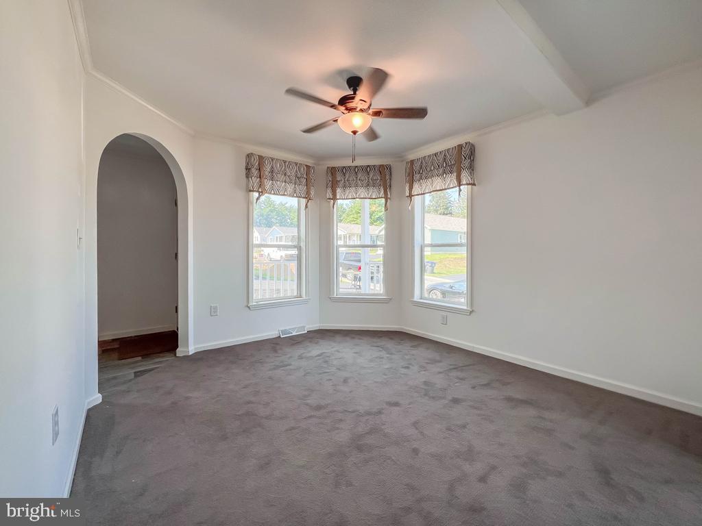 LINDALE VILLAGE - Residential