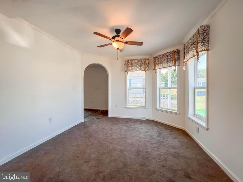 LINDALE VILLAGE - Residential