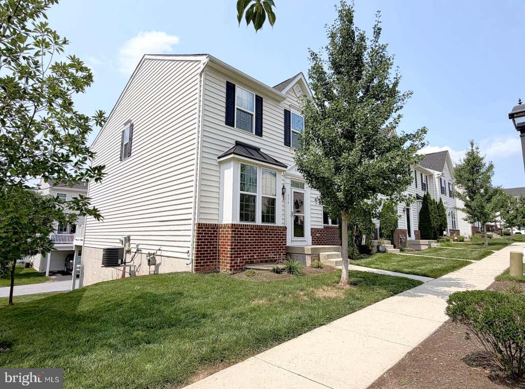 Photo of 516 Groat Aly, PHOENIXVILLE, PA 19460 (MLS # PACT2133330)
