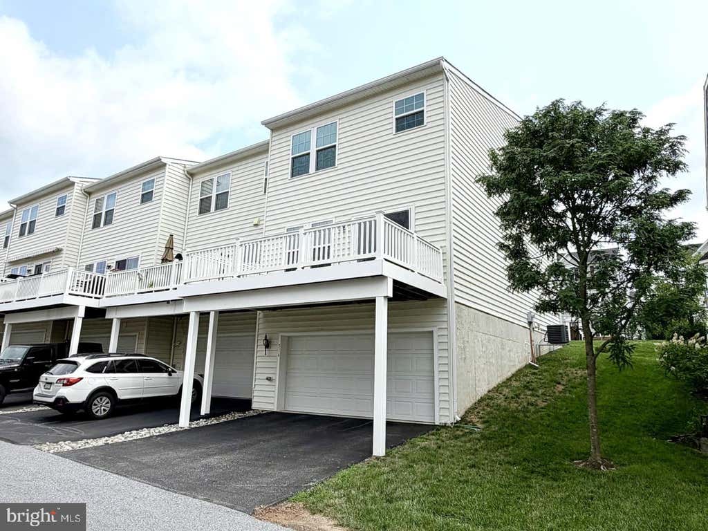 Photo of 516 Groat Aly, PHOENIXVILLE, PA 19460 (MLS # PACT2133330)