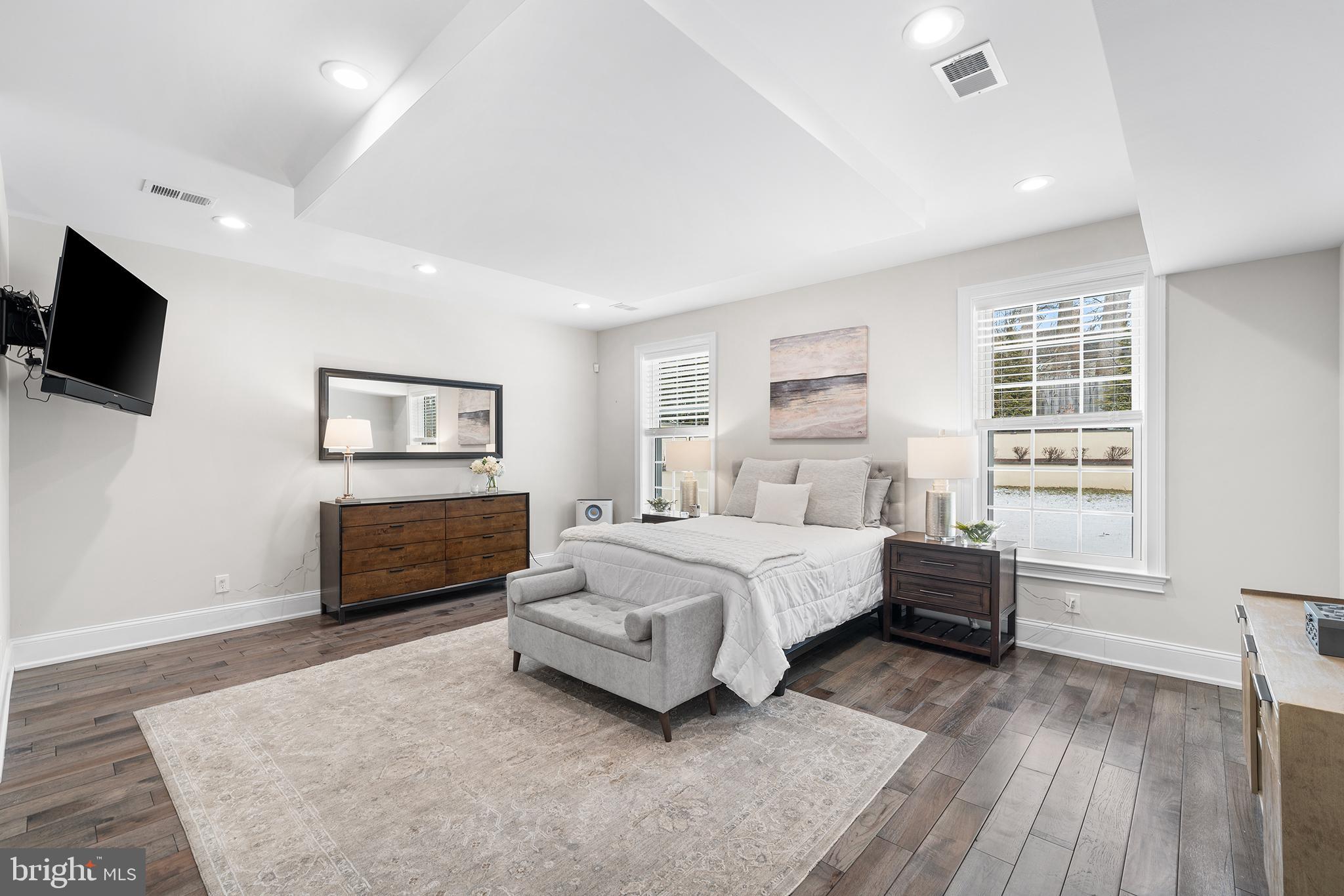 ROCKY HILL - Residential