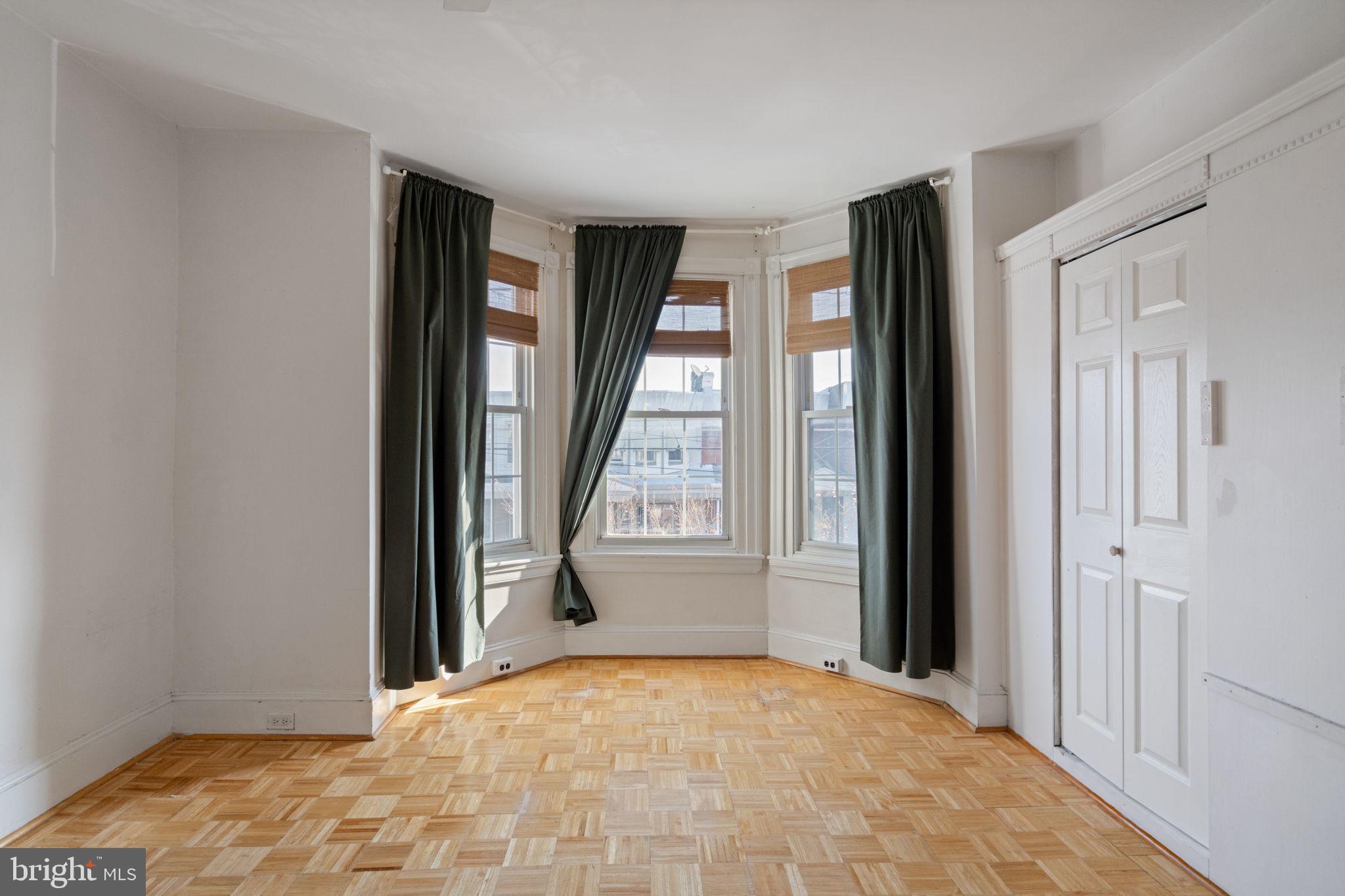 PORT RICHMOND - Residential