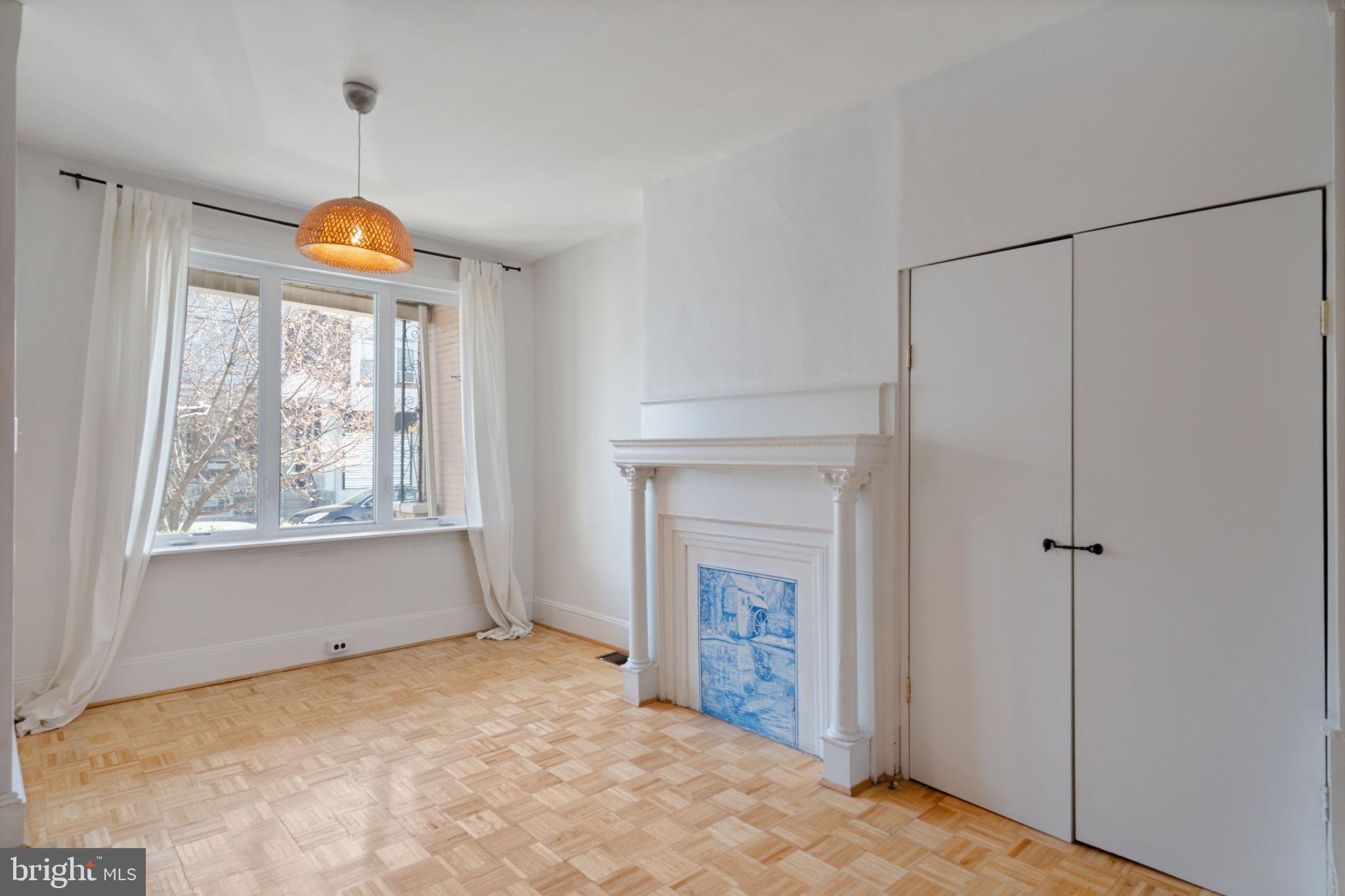 PORT RICHMOND - Residential