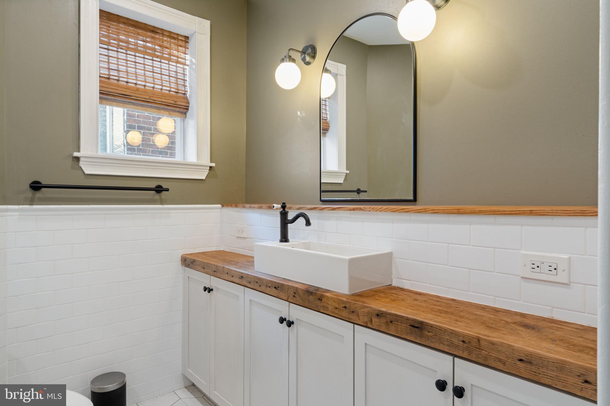 PORT RICHMOND - Residential