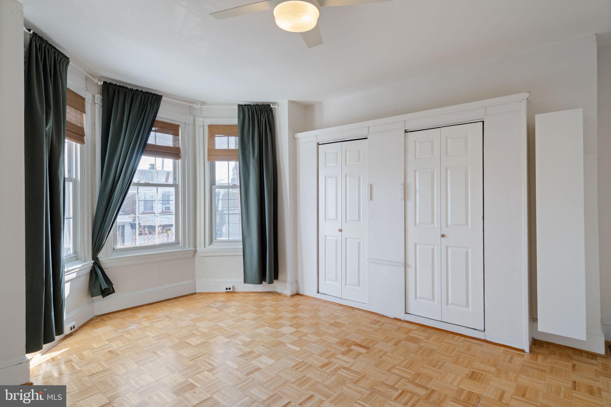 PORT RICHMOND - Residential