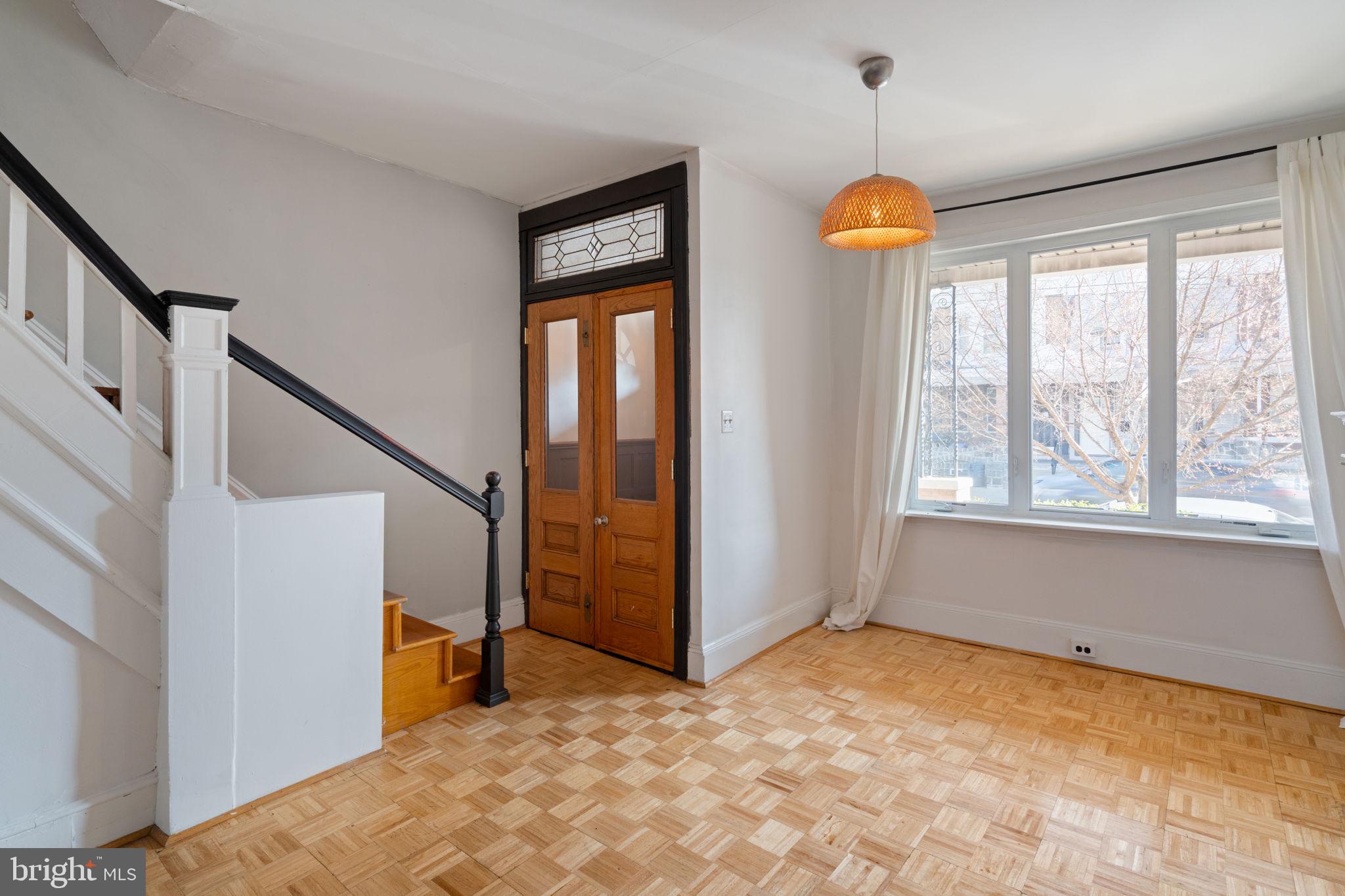 PORT RICHMOND - Residential