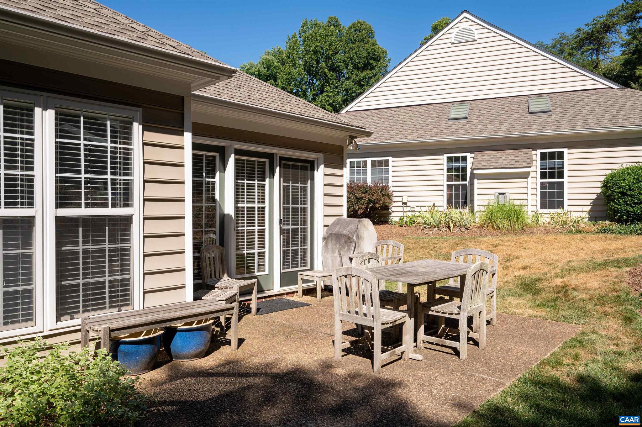 REDFIELDS - Residential