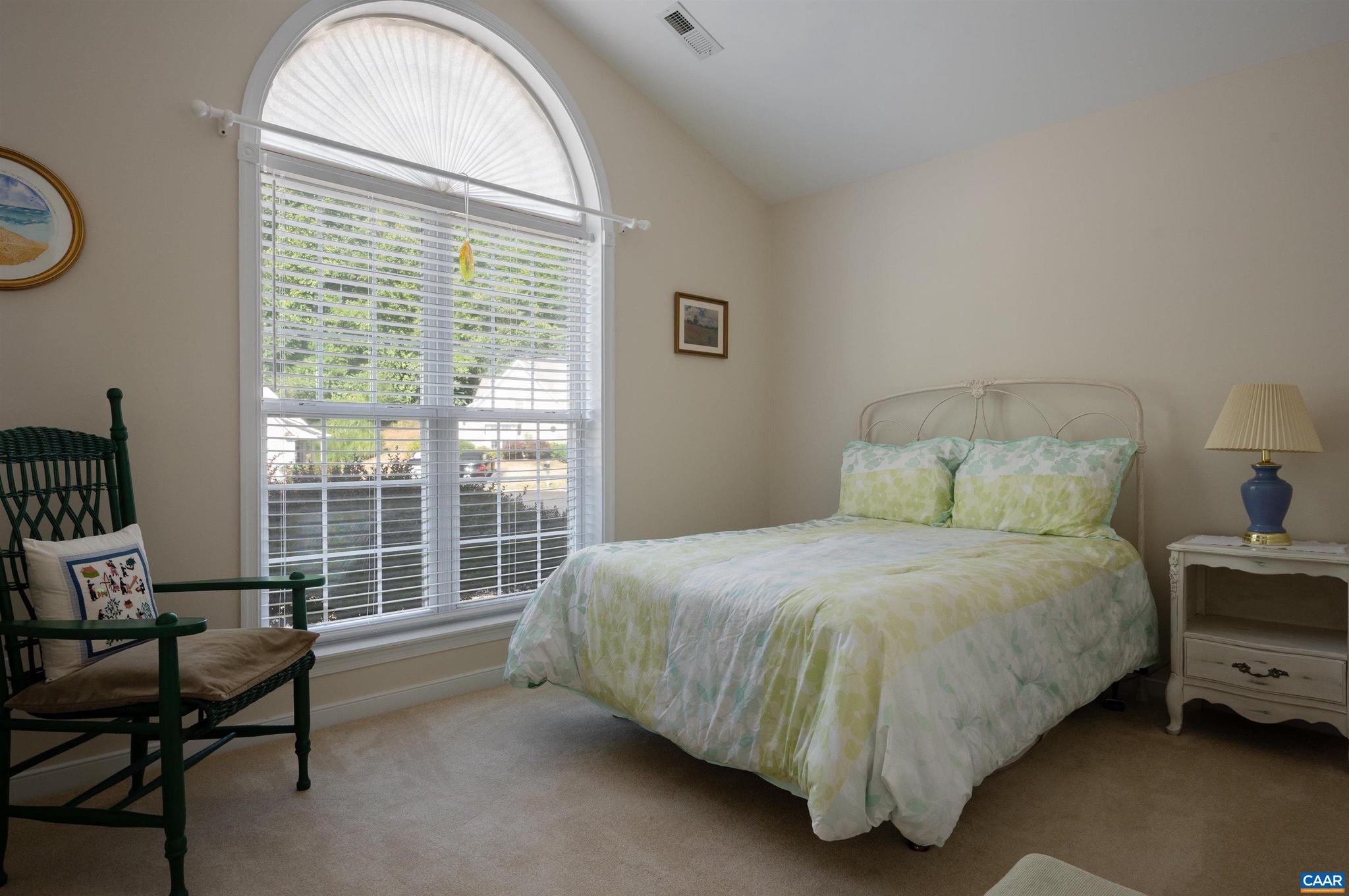 REDFIELDS - Residential