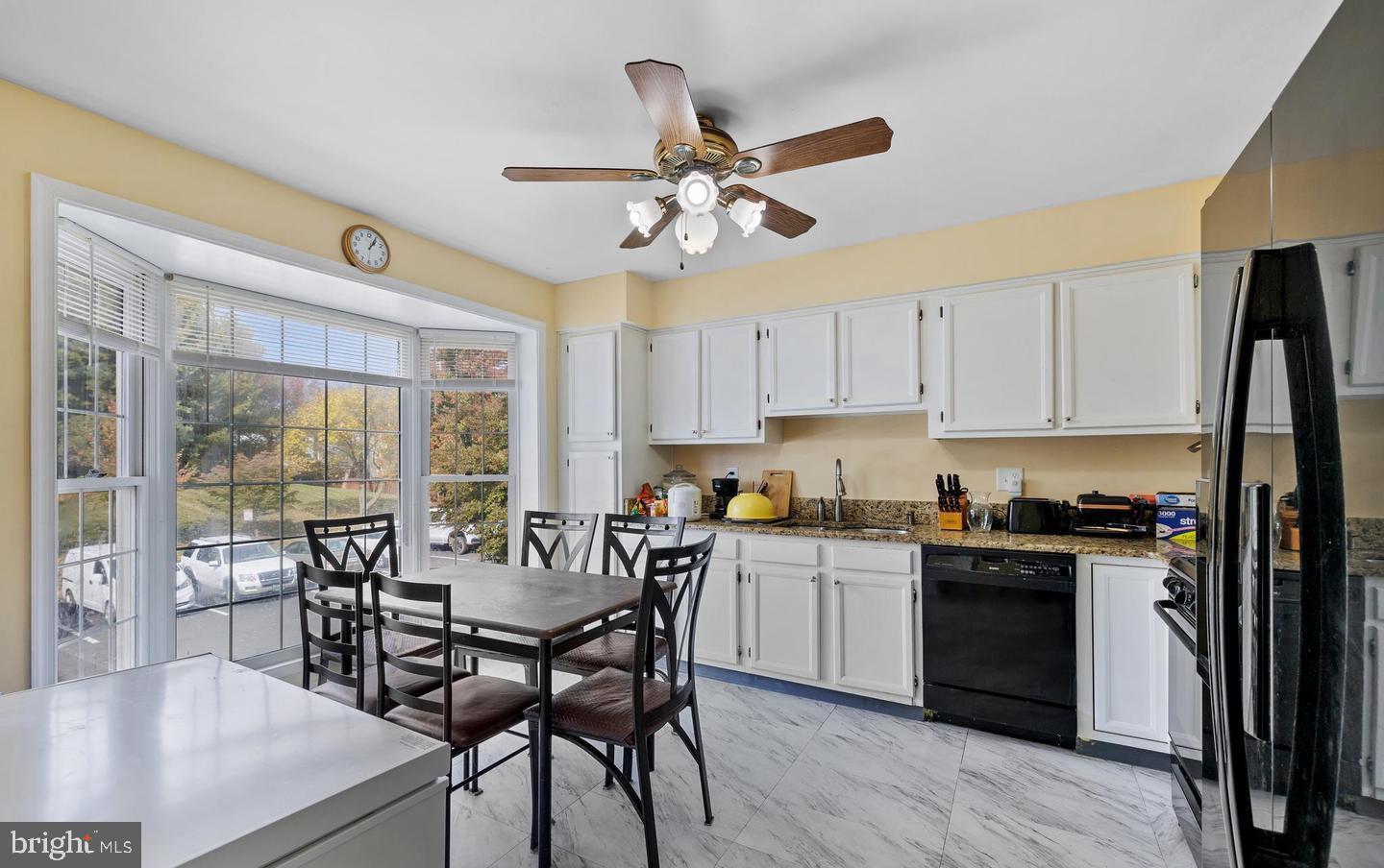 FOX CREEK - Residential Lease