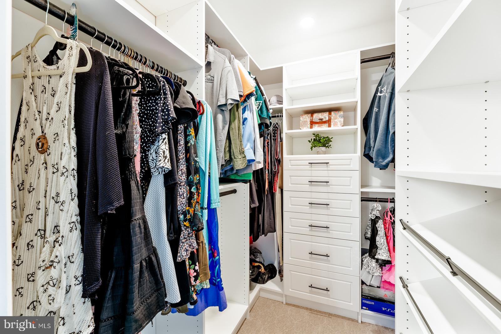 ALBIDALE - Residential