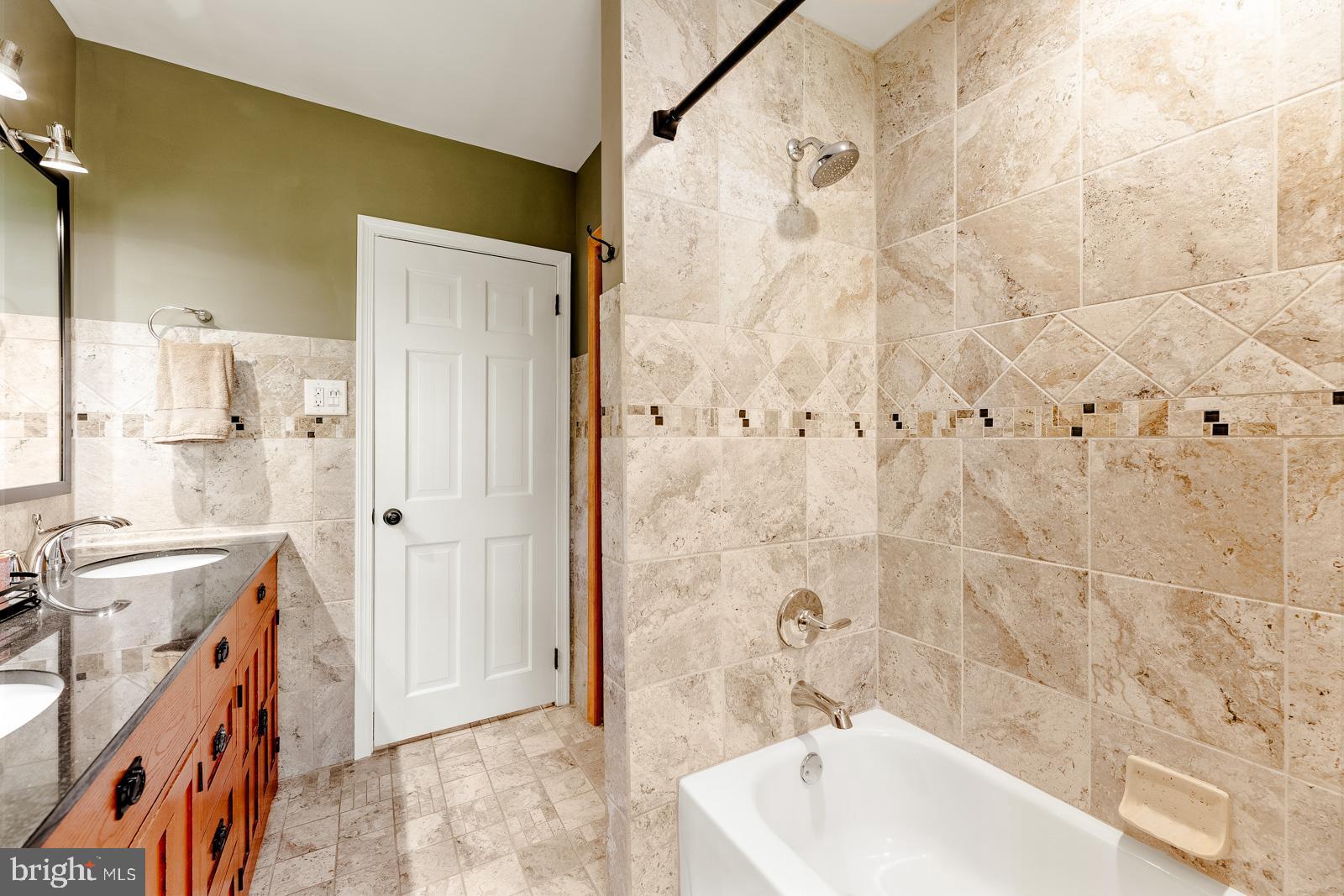 ALBIDALE - Residential